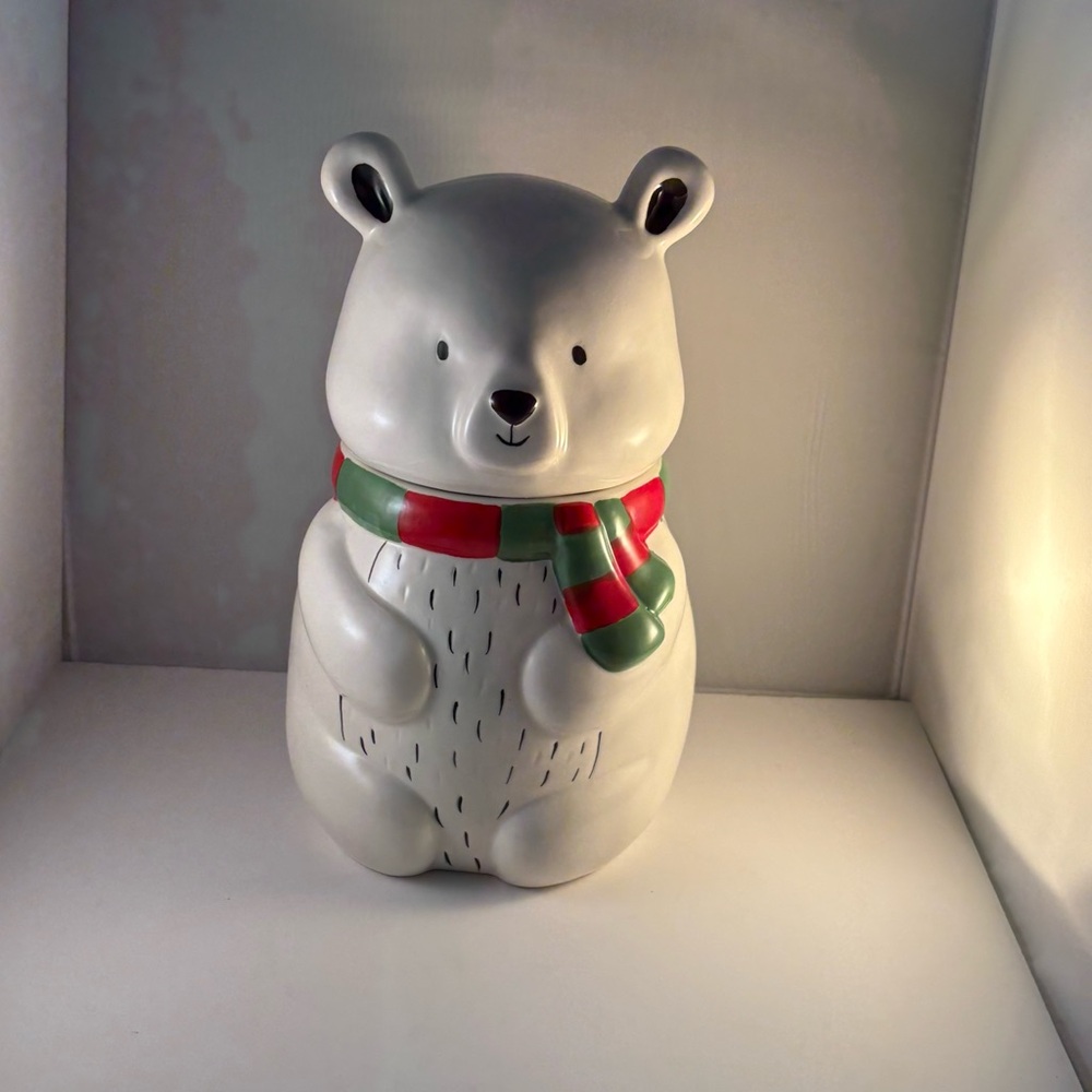 Harry and David Polar Bear Cookie Jar Scarf 11” H Christmas‎ N76-006435 Holiday
